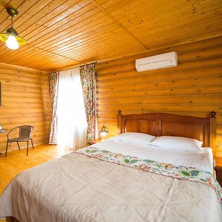 Комплекс Відпочинку Пампушка & Подушка Hotel Burlach'ya Balka Buitenkant foto