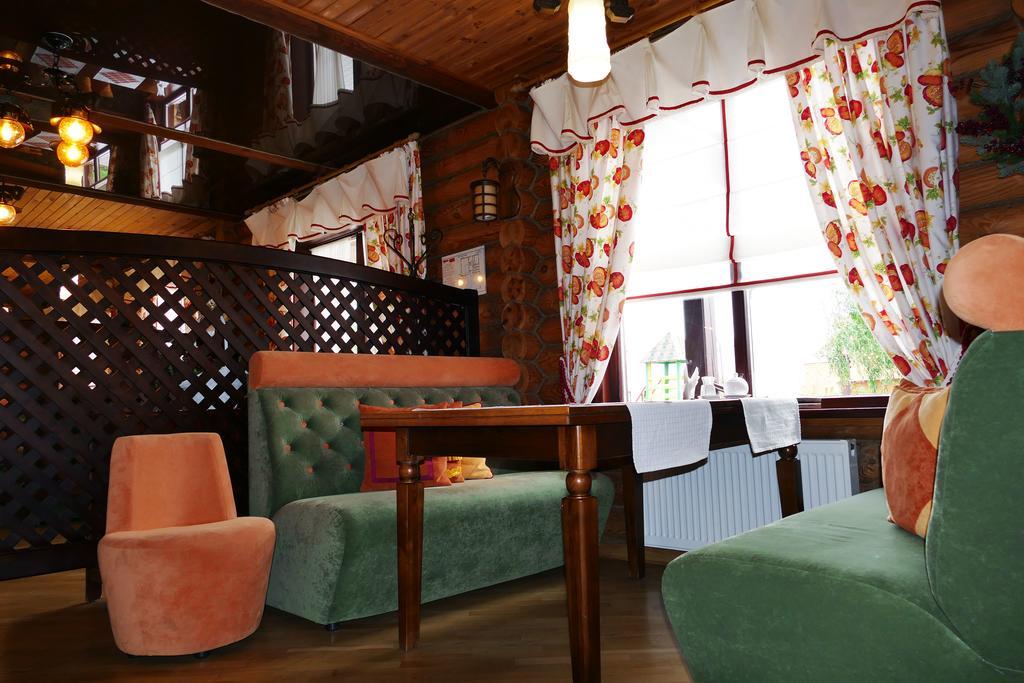 Комплекс Відпочинку Пампушка & Подушка Hotel Burlach'ya Balka Buitenkant foto