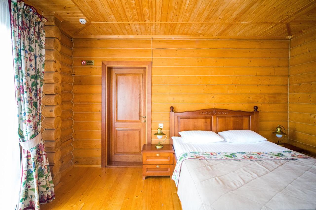 Комплекс Відпочинку Пампушка & Подушка Hotel Burlach'ya Balka Buitenkant foto