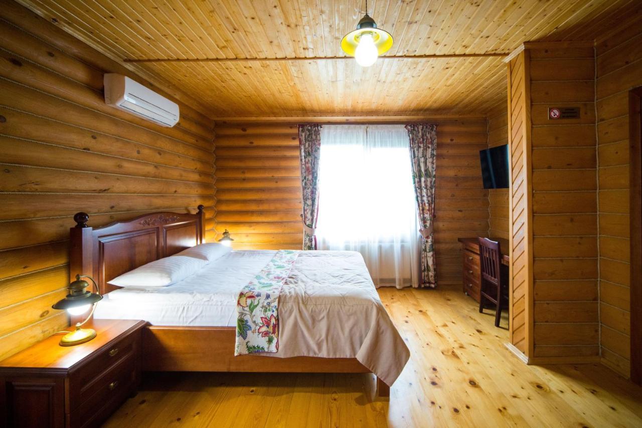 Комплекс Відпочинку Пампушка & Подушка Hotel Burlach'ya Balka Buitenkant foto
