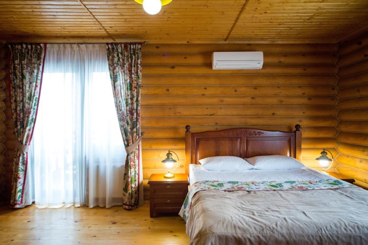 Комплекс Відпочинку Пампушка & Подушка Hotel Burlach'ya Balka Buitenkant foto